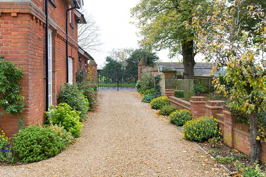 Gravel driveways are good for preventing surface water flooding